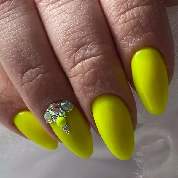 Magic_Nails_edit 103450.webp
