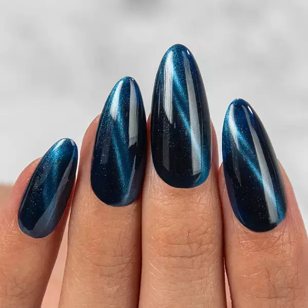 Magnetic_Nails_edit (1) 103464.webp